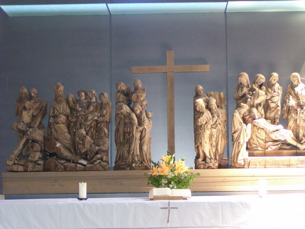 Altar.JPG